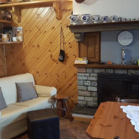 Casa Bizza Apartment Vercana Екстериор снимка