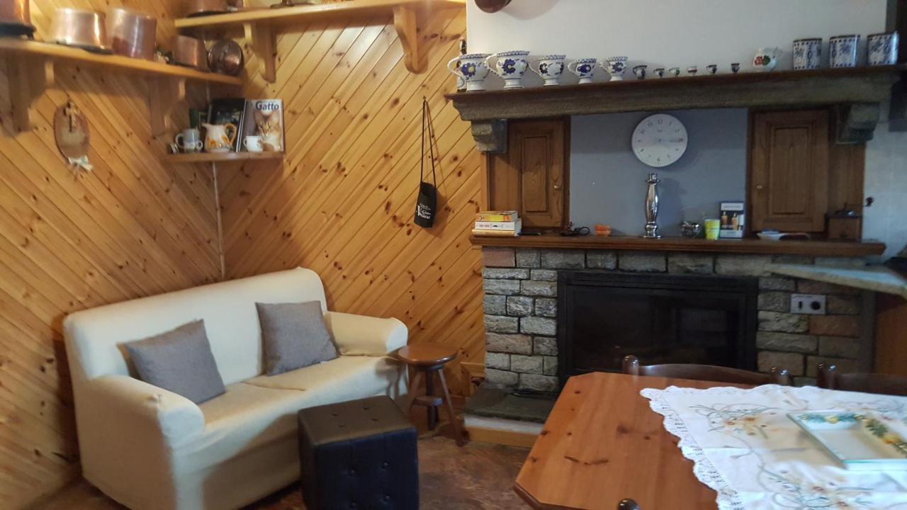 Casa Bizza Apartment Vercana Екстериор снимка