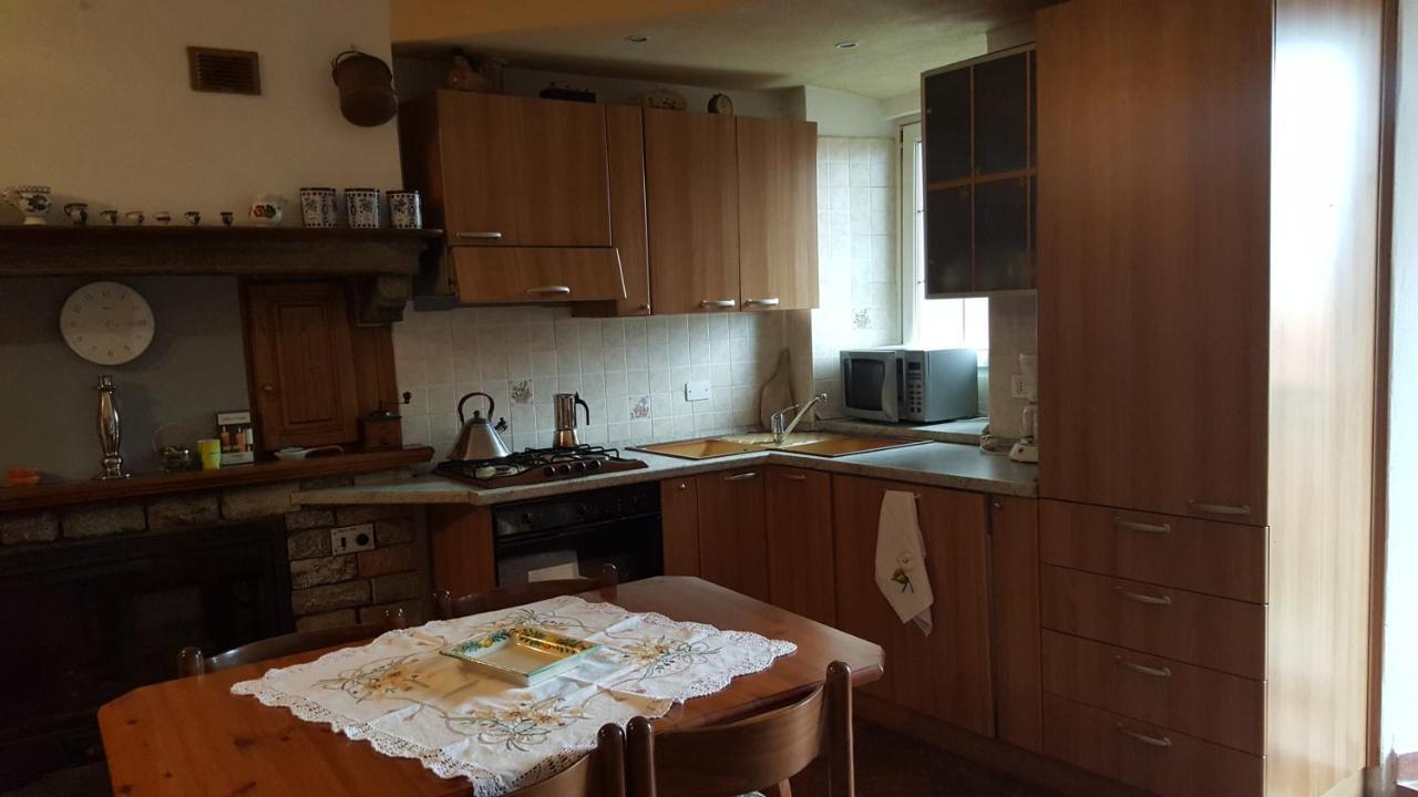 Casa Bizza Apartment Vercana Екстериор снимка